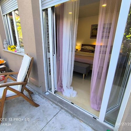 Apartma Rea Izola, Pergola & Terassa, Parking ภายนอก รูปภาพ