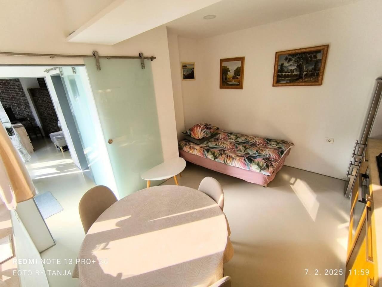 Apartma Rea Izola, Pergola & Terassa, Parking ห้อง รูปภาพ